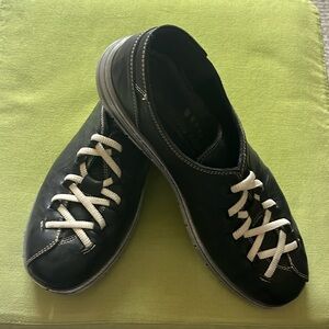 Black comfort slip-on loafers